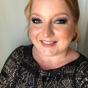 Meet your Posher, Casey